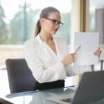 2021世紀全球外勞集團代表主題照片，專業外勞服務與人力資源管理概述。.