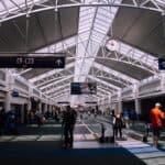 機場候機室新穎明亮，展現全球外勞集團多元合作形象，彰顯21世紀國際人力資源服務專業。.