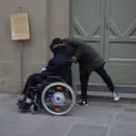 安親照顧外勞| 21世紀全球外勞集團提供專業人力資源與外勞服務 照顧弱勢族群.