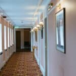 外勞集團辦公室走廊，專業人力資源公司，提供外籍勞工支援與外派服務。.