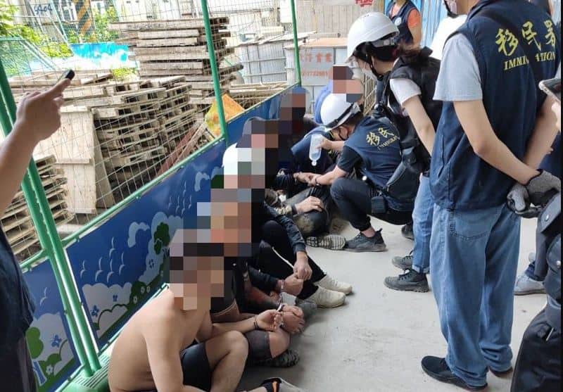 移民署抓獲逃逸移工（非法外勞）