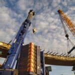 吊車施工工地施工現場大型起重機工程設備.