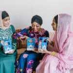 多元文化慶祝活動，展現國際外勞的多元背景與歡樂時刻.